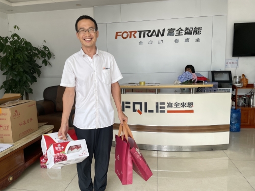 جشنواره های دوتایی ، شادی های کامل: روز اواسط پاییز و روز ملی مبارک