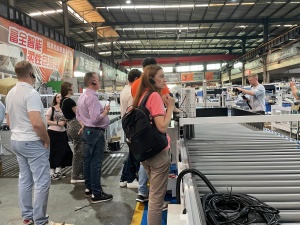 FORTRAN از هیئت خارجی استقبال می کند: تبادل فنی و چشم انداز همکاری